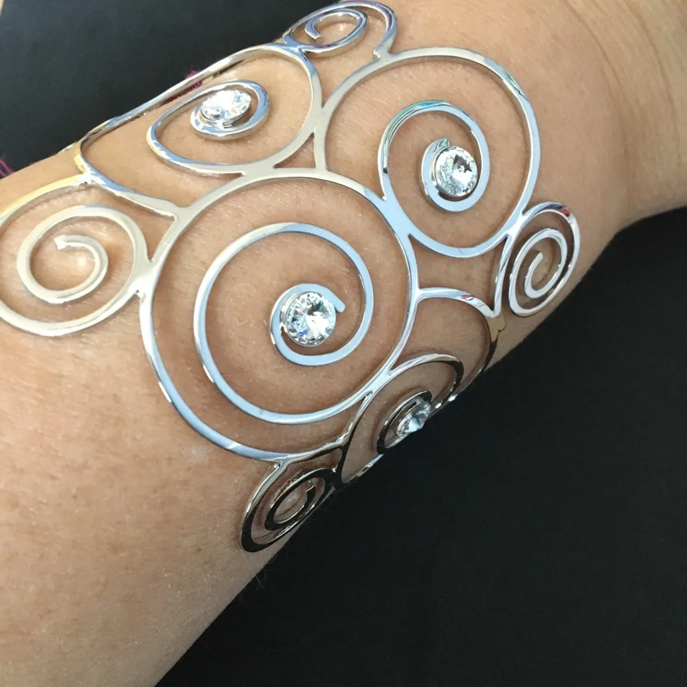 Silver Bangle - Picture 1 of 4